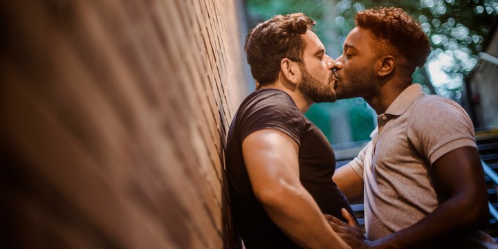 Partnerrückführung für Bi-Sexuelle : Schwuler&nbsp;Liebeszauber